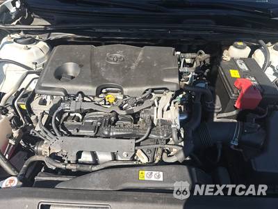 2018 Toyota Camry LE - zdjęcie 15 z 28 - miniatura