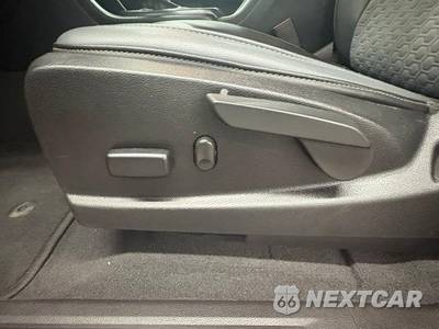 2019 Chevrolet Colorado Z71 Crew Cab Medium Bed 4Z7 - zdjęcie 16 z 38 - miniatura