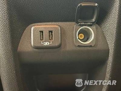 2019 Chevrolet Colorado Z71 Crew Cab Medium Bed 4Z7 - zdjęcie 10 z 38 - miniatura