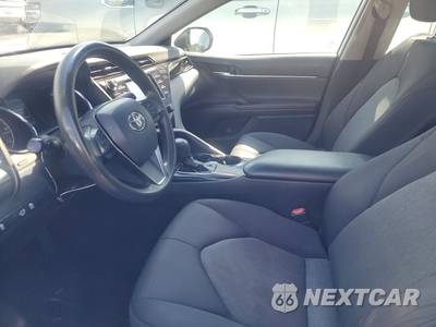 2019 Toyota Camry LE - zdjęcie 7 z 26 - miniatura