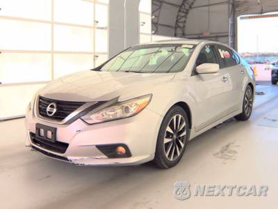 2018 Nissan Altima 2.5 SV - zdjęcie 1 z 54 - miniatura
