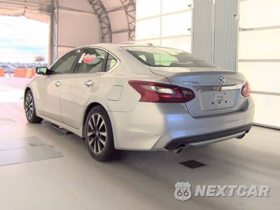2018 Nissan Altima 2.5 SV - zdjęcie 8 z 54 - miniatura