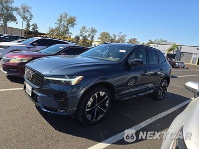 2026 Volvo XC60 B5 Plus