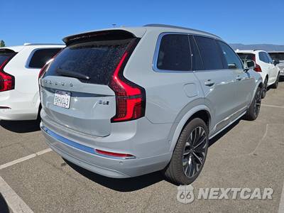2026 Volvo XC90 B6 Plus 7-Passenger - zdjęcie 4 z 31 - miniatura