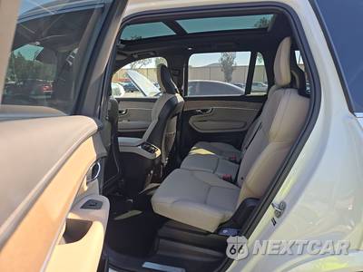 2026 Volvo XC90 B6 Plus 7-Passenger - zdjęcie 13 z 42 - miniatura