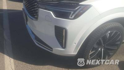 2026 Volvo XC90 B6 Plus 7-Passenger - zdjęcie 36 z 37 - miniatura