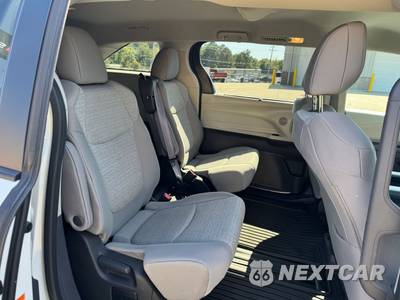 2024 Toyota Sienna LE 8-Passenger 120.5" WB - zdjęcie 15 z 26 - miniatura