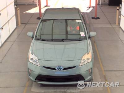 2015 Toyota Prius Two - zdjęcie 2 z 20 - miniatura
