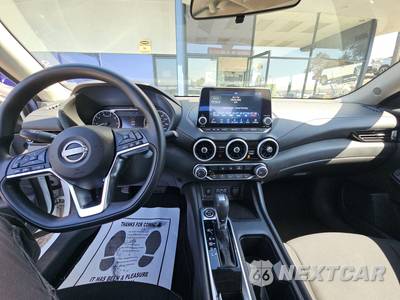 2025 Nissan Sentra SV - zdjęcie 11 z 22 - miniatura