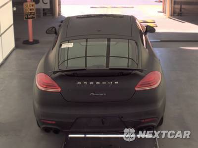 2015 Porsche Panamera GTS - zdjęcie 5 z 43 - miniatura
