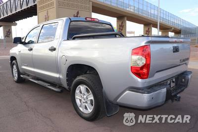 2017 Toyota Tundra SR5 Crew Cab Short Bed - zdjęcie 5 z 24 - miniatura