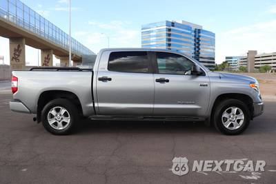 2017 Toyota Tundra SR5 Crew Cab Short Bed - zdjęcie 9 z 24 - miniatura