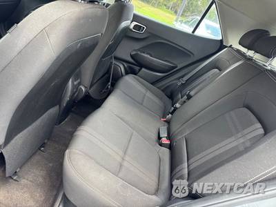 2023 Hyundai Venue SEL - zdjęcie 13 z 21 - miniatura