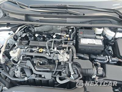 2025 Toyota Corolla LE Sedan - zdjęcie 16 z 17 - miniatura