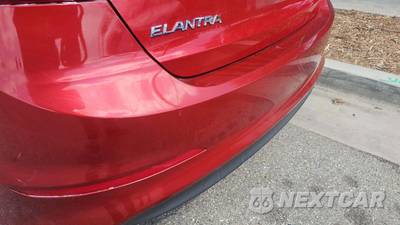 2018 Hyundai Elantra Value Edition Sedan - zdjęcie 22 z 26 - miniatura