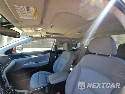 2018 Hyundai Elantra Value Edition Sedan - zdjęcie 14 z 26 - miniatura