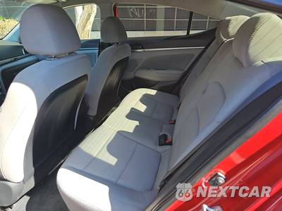 2018 Hyundai Elantra Value Edition Sedan - zdjęcie 13 z 26 - miniatura