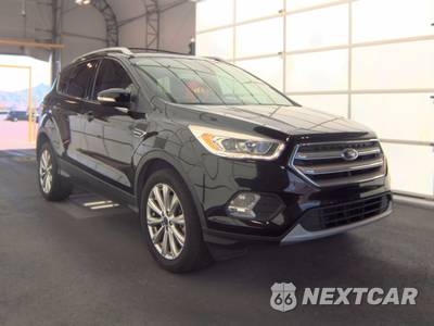 2017 Ford Escape Titanium - zdjęcie 3 z 44 - miniatura
