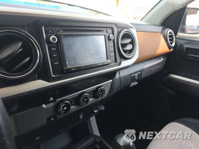 2017 Toyota Tacoma SR5 Crew Cab Medium Bed - zdjęcie 11 z 43 - miniatura