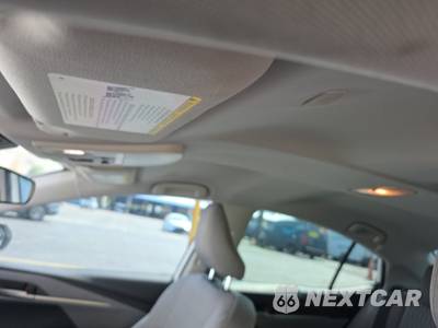 2025 Toyota Camry LE - zdjęcie 17 z 23 - miniatura