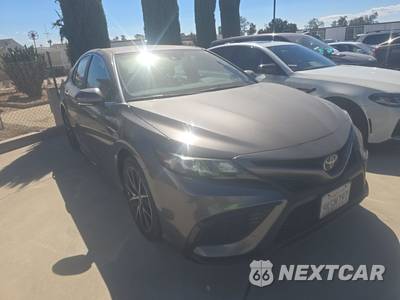 2024 Toyota Camry SE - zdjęcie 3 z 32 - miniatura