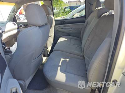 2005 Toyota Tacoma PreRunner Crew Cab Medium Bed - zdjęcie 13 z 41 - miniatura