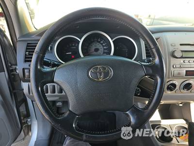 2005 Toyota Tacoma PreRunner Crew Cab Medium Bed - zdjęcie 10 z 41 - miniatura