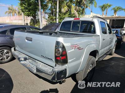 2005 Toyota Tacoma PreRunner Crew Cab Medium Bed - zdjęcie 4 z 41 - miniatura