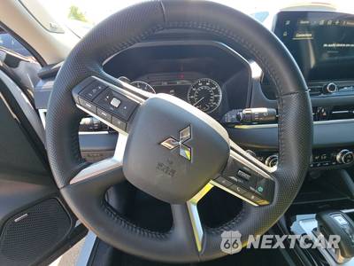 2025 Mitsubishi Outlander SE - zdjęcie 10 z 27 - miniatura