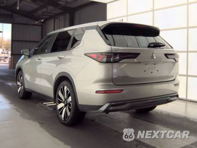 2025 Mitsubishi Outlander SE - zdjęcie 6 z 24 - miniatura