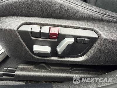 2016 BMW 3 Series Sedan 320i xDrive SPORT LINE - zdjęcie 81 z 122 - miniatura