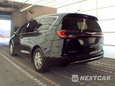 2025 Chrysler Pacifica Select 121.6" WB - zdjęcie 6 z 30 - miniatura