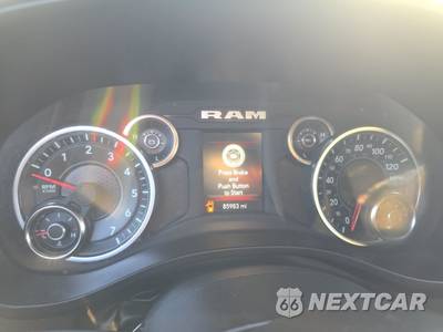 2023 Ram 1500 Tradesman Crew Cab Short Bed - zdjęcie 12 z 17 - miniatura