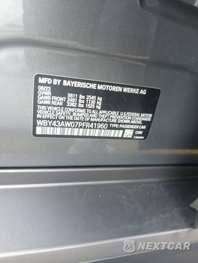 2023 BMW i4 eDrive35 - zdjęcie 14 z 22 - miniatura
