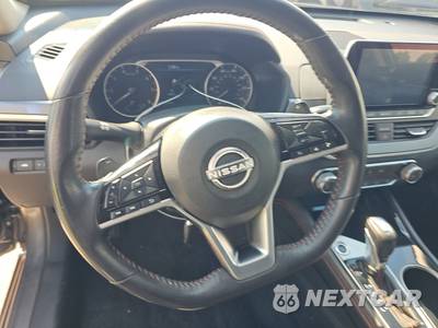 2024 Nissan Altima SR - zdjęcie 10 z 18 - miniatura