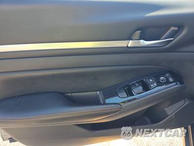 2024 Nissan Altima SR - zdjęcie 9 z 18 - miniatura