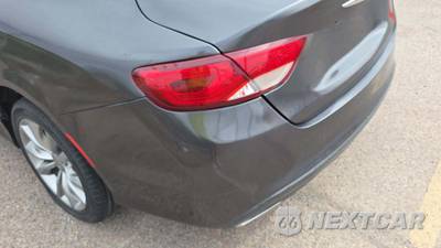 2015 Chrysler 200S - zdjęcie 22 z 48 - miniatura