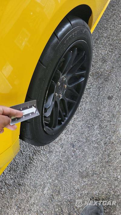 2005 Ford Mustang GT Coupe - zdjęcie 25 z 45 - miniatura