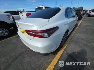 2021 Toyota Camry XLE - zdjęcie 4 z 30 - miniatura