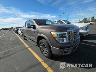 2017 Nissan TITAN XD Platinum Reserve Crew Cab Medium Bed - zdjęcie 3 z 42 - miniatura