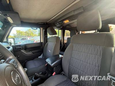 2011 Jeep Wrangler Unlimited Sport - zdjęcie 86 z 140 - miniatura