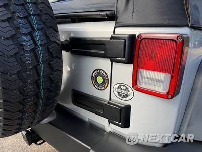 2011 Jeep Wrangler Unlimited Sport - zdjęcie 139 z 140 - miniatura