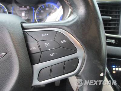 2020 Chrysler Pacifica Touring L 121.6" WB - zdjęcie 23 z 24 - miniatura