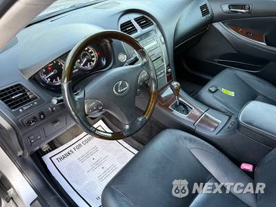 2011 Lexus ES 350 - zdjęcie 73 z 122 - miniatura