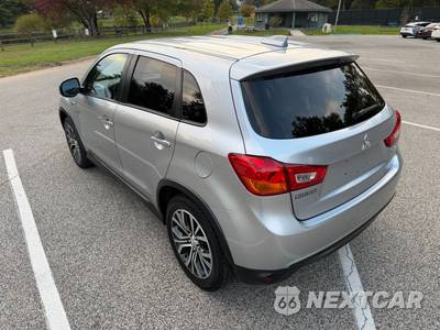 2017 Mitsubishi Outlander Sport ES - zdjęcie 15 z 47 - miniatura