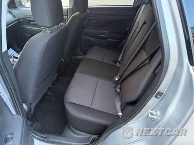 2017 Mitsubishi Outlander Sport ES - zdjęcie 24 z 47 - miniatura