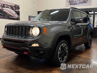2016 Jeep Renegade Trailhawk - zdjęcie 5 z 50 - miniatura
