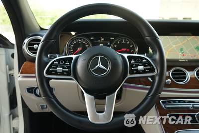 2019 Mercedes-Benz E 300 Sedan - zdjęcie 6 z 25 - miniatura