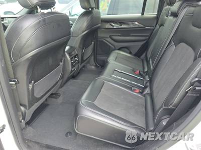 2023 Jeep Grand Cherokee Altitude - zdjęcie 13 z 31 - miniatura