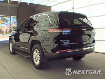 2023 Jeep Grand Cherokee Laredo - zdjęcie 6 z 22 - miniatura